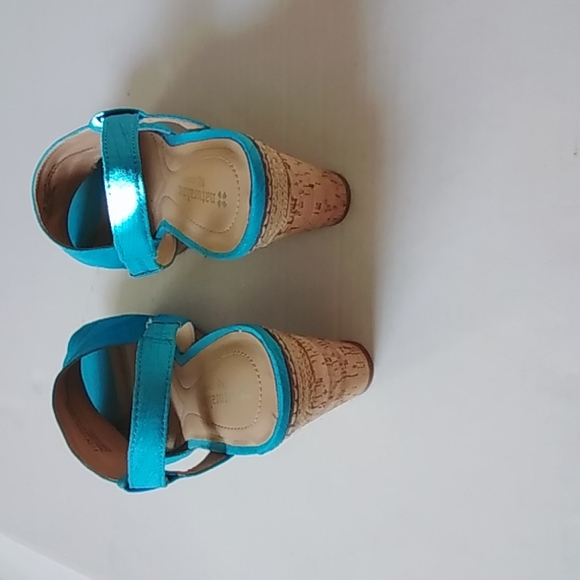 NATURALIZER FABRIC CORK WEDGE HEEL  SANDAL 9 1/2 MED NWOT) - Picture 5 of 6
